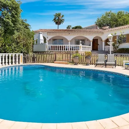 Heismax Ref #40 Villa Marbellac