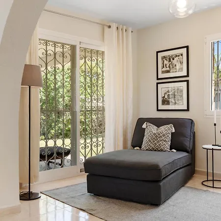 Heismax Ref #40 Villa Marbellac