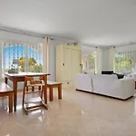 Villa Heismax Ref #40