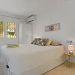 Heismax Ref #40 Villa *