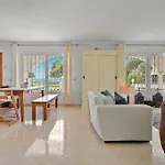 Heismax Ref #40 Villa Marbella